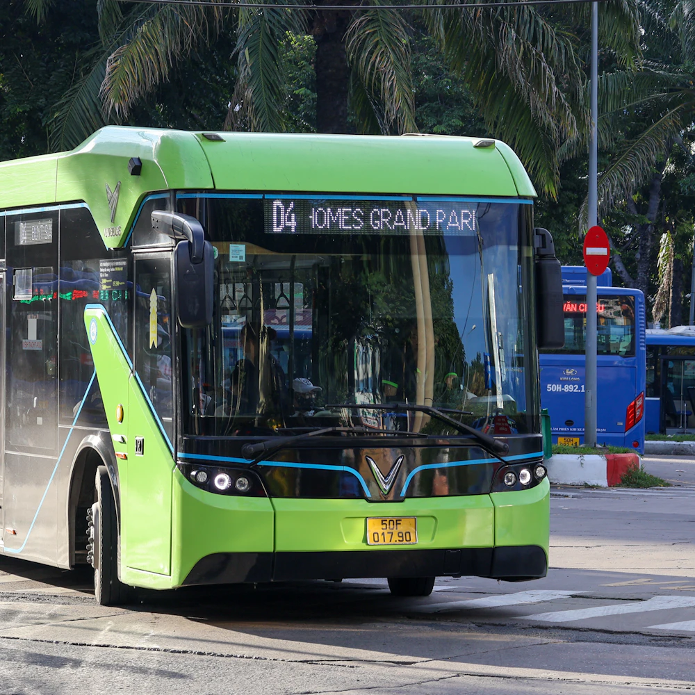 Bus urbain en circulation